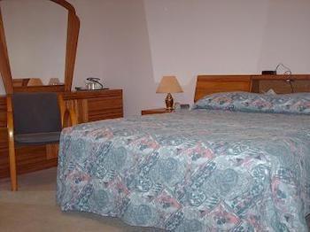 Travellers Rest Motel Salmon Arm Esterno foto
