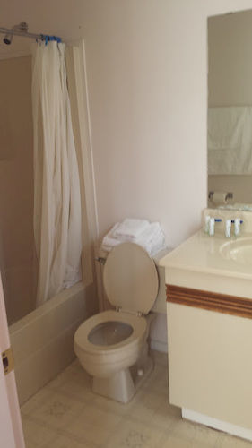 Travellers Rest Motel Salmon Arm Esterno foto